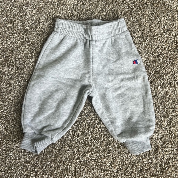 Champion Gray Kids Jogger Set - Picture 4 of 5